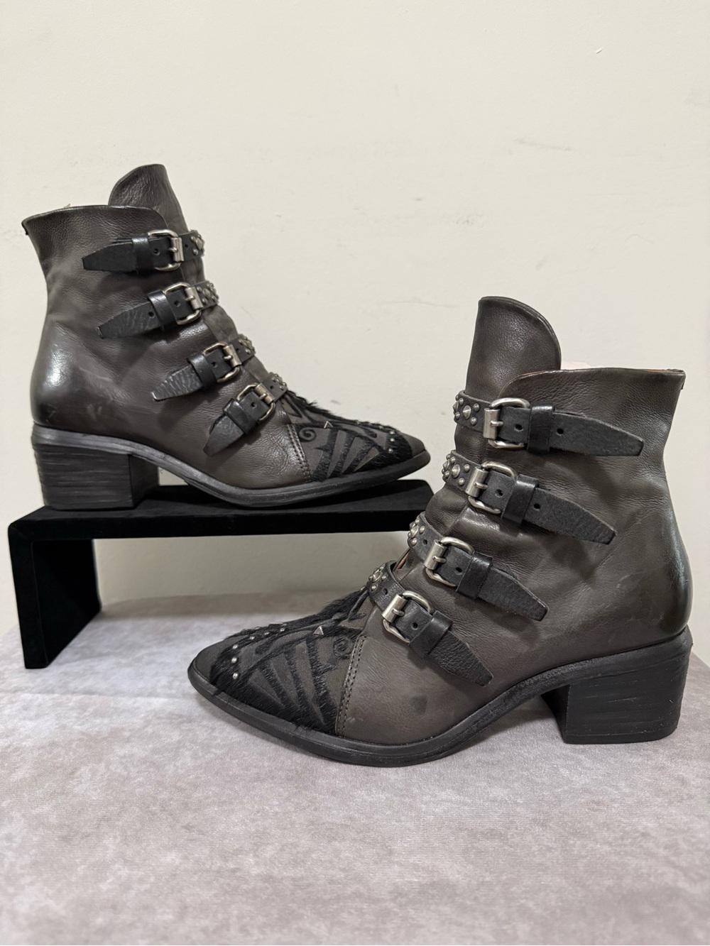 AS98 Smoke Gray/Black Frankie Boots Size 39